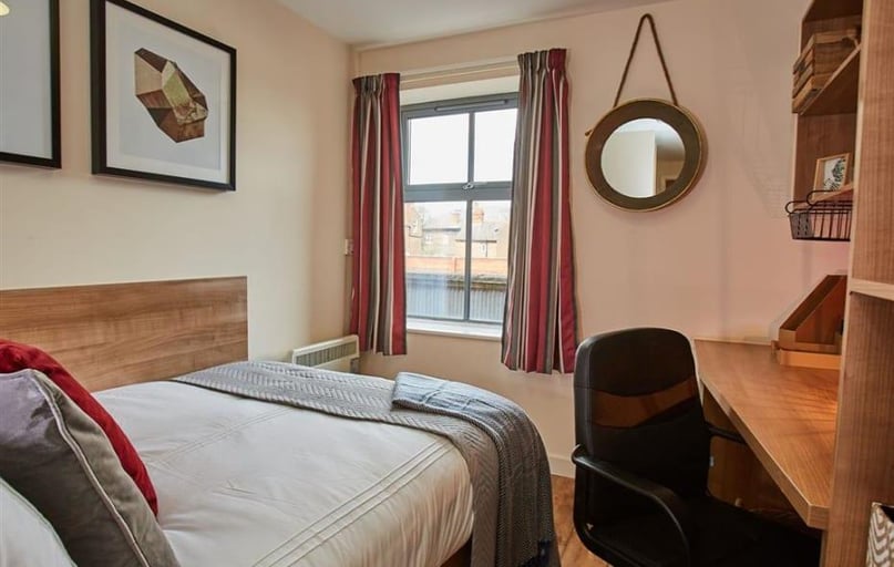 Victoria Road, City Centre, Chester - Image 1